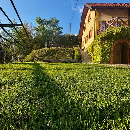 בית נופש Zidanica Jakec Wine House & Scenic Views *
