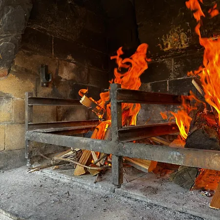 Zidanica Jakec Wine House & Scenic Views